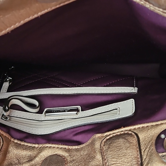 B. Makowsky Pewter Gold Metallic Leather Bag Purse Satchel Handles - Picture 6 of 13